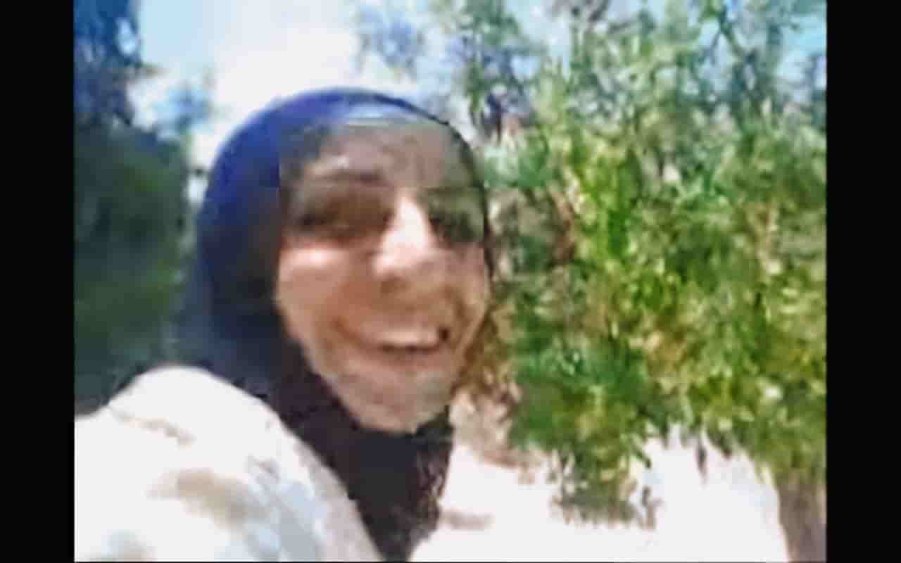 “وريني أصورك”: ينيجها في الغابة — عراقي XNXX