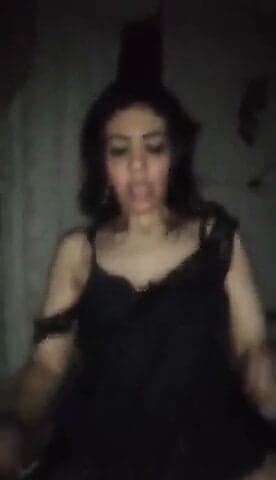 تحت رجلك يا مولاتي انا ابن وسخه – افلام سكس مصري